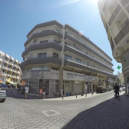 Les Palmiers Petrou Apartments Lárnaka Eksteriør bilde