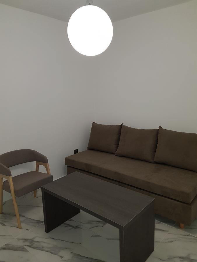 Les Palmiers Petrou Apartments Lárnaka Eksteriør bilde